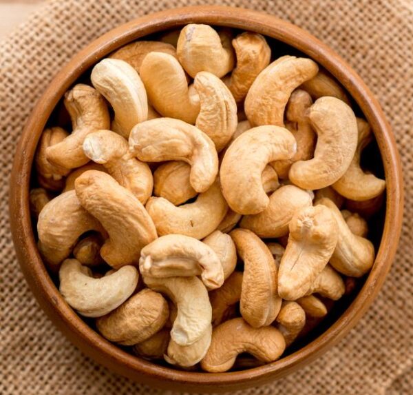 best nuts for overnight oats cashews