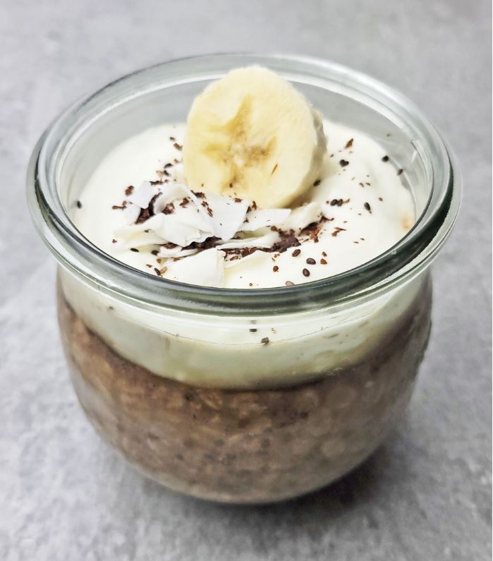 easy breakfast ideas chocolate banana overnight oats