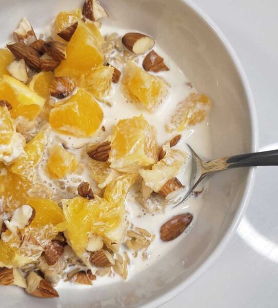 Almond Orange Oatmeal Bowl