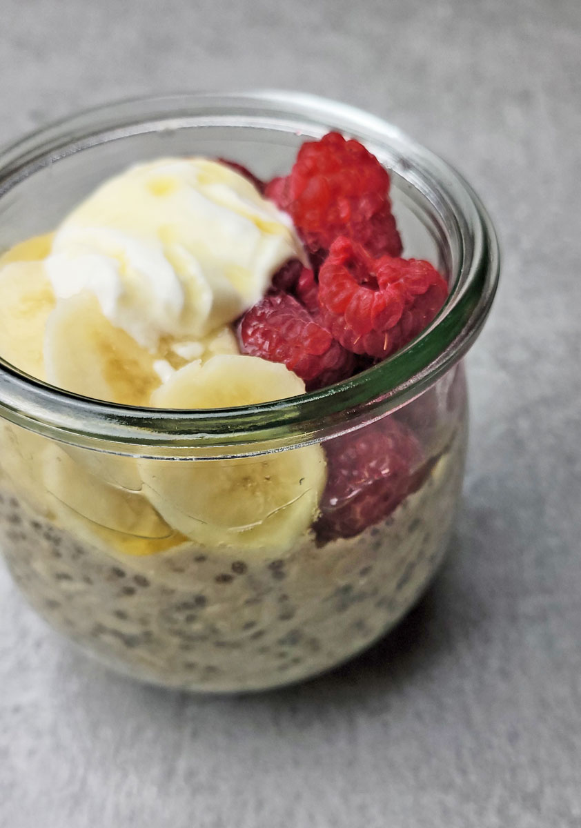 Raspberry & Banana Overnight Oats Recipe