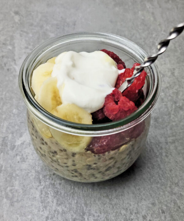 Raspberry & Banana Overnight Oats