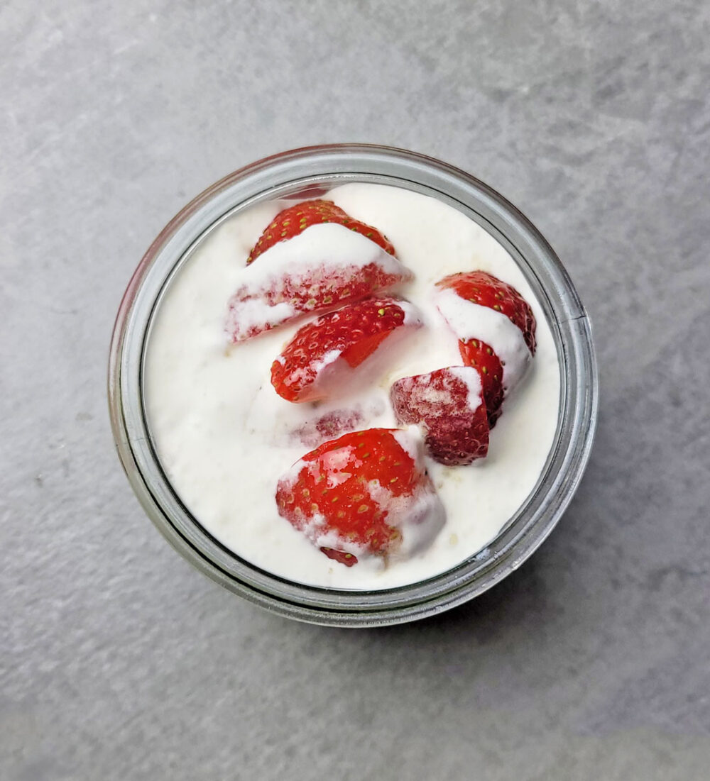 Strawberries & Cream Overnight Oats Recipe