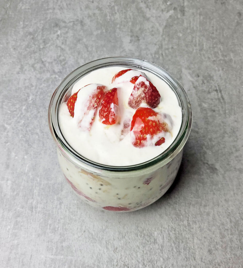 Strawberries & Cream Overnight Oats Recipe