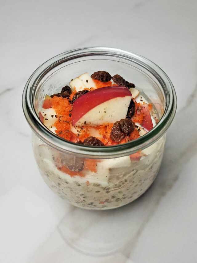 EASY Apple Carrot Overnight Oats Recipe ✅