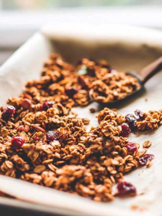 Easy Maple Granola Recipe!