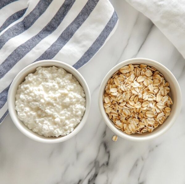 Ingredients for apples & cottage cheese oatmeal