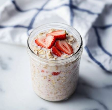 Strawberry Overnight Oats