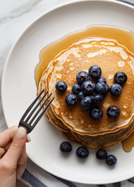 Recipe steps for classic oatmeal pancakes