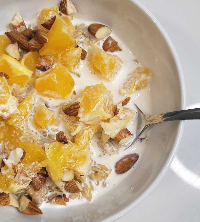 Warm Orange Almond Oatmeal