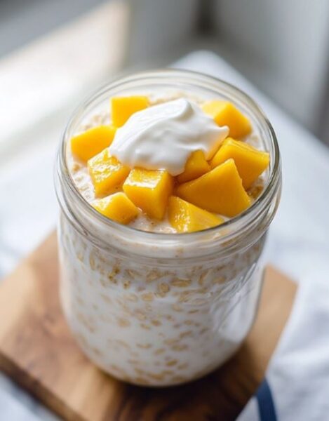 How to make mango overnight oats