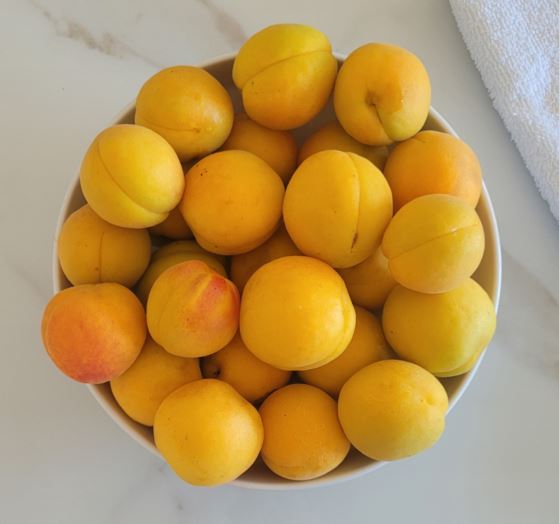 How To Freeze Fresh Apricots