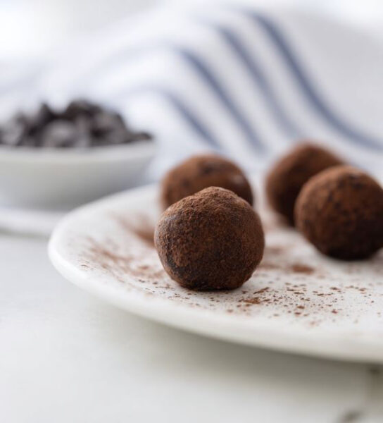 chocolate truffles with condensed milk