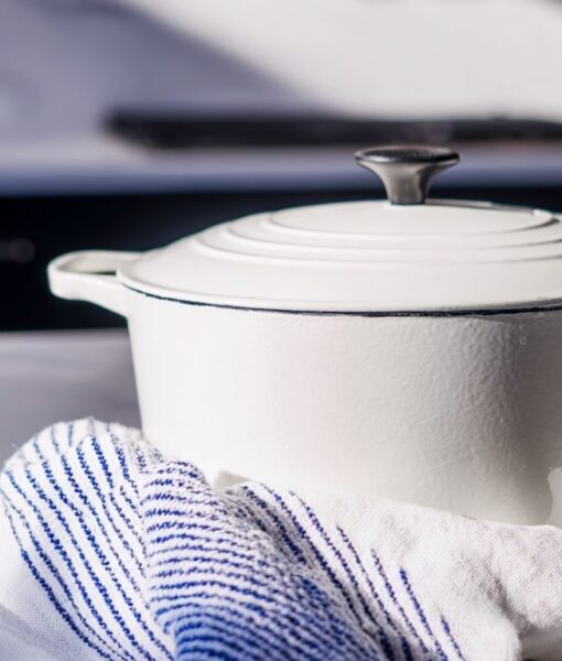 Best Enameled Cast Iron Dutch Ovens