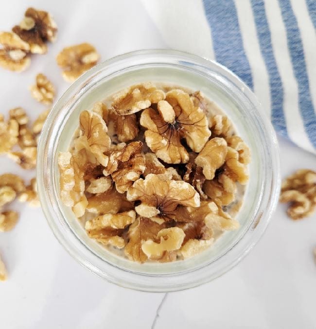 maple walnut overnight oats