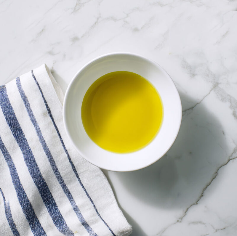 olive oil for salad dressing