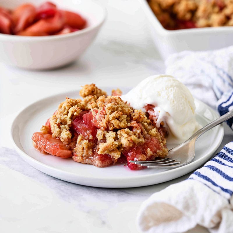 best rhubarb crisp recipes