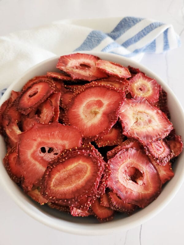 How To Dehydrate Strawberries