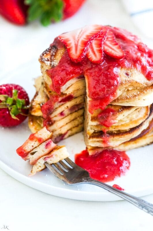 Strawberry Rhubarb Pancakes