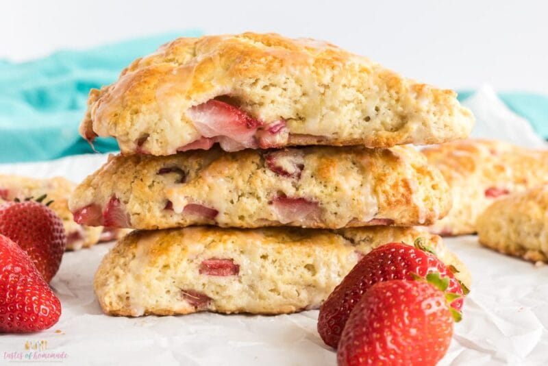 Strawberry Rhubarb Scones