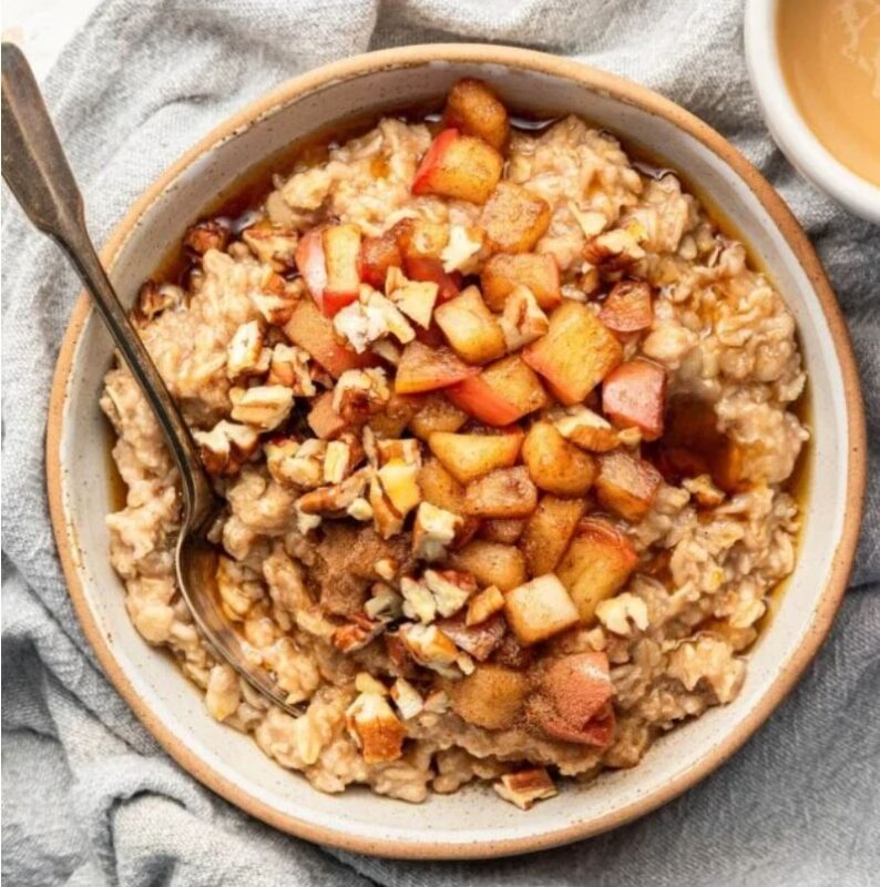 Apple Cinnamon Oatmeal