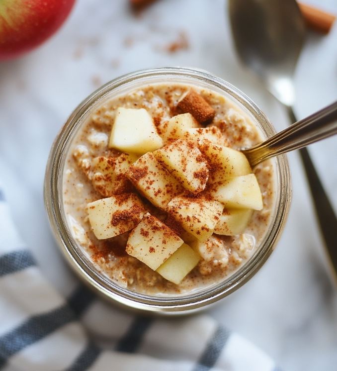 Apple Cinnamon Overnight Oats