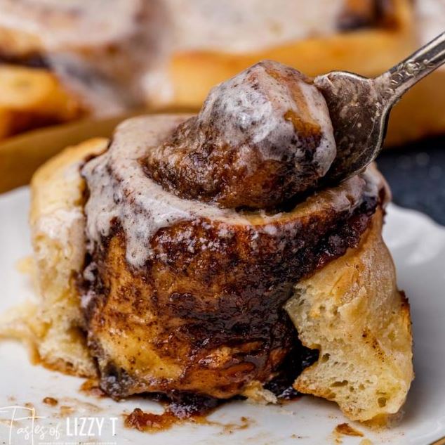 Apple Cinnamon Rolls