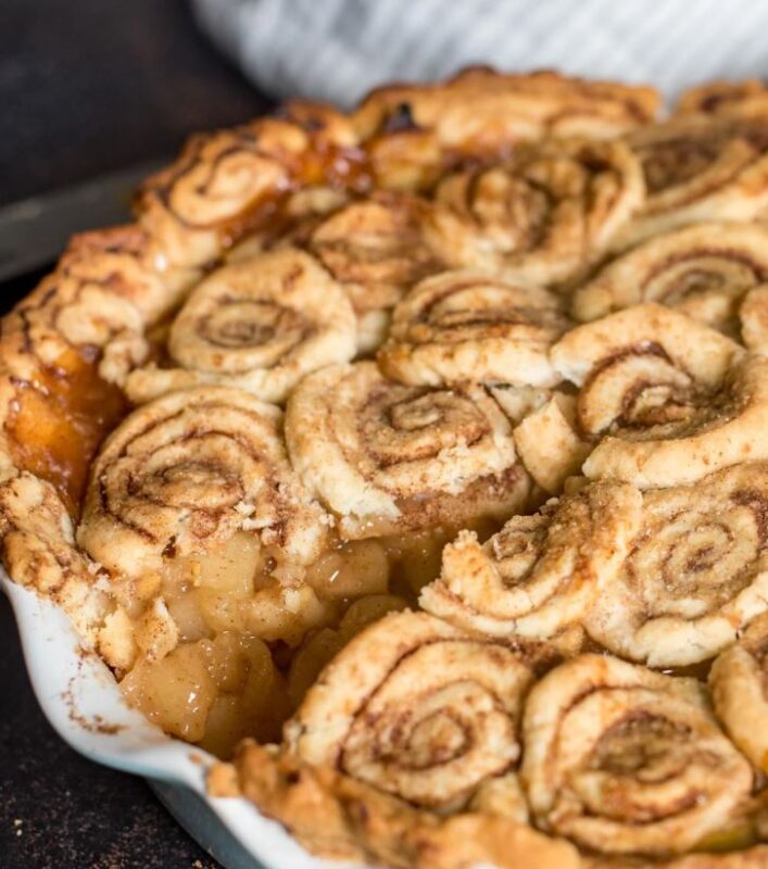 Cinnamon Roll Apple Pie Recipe