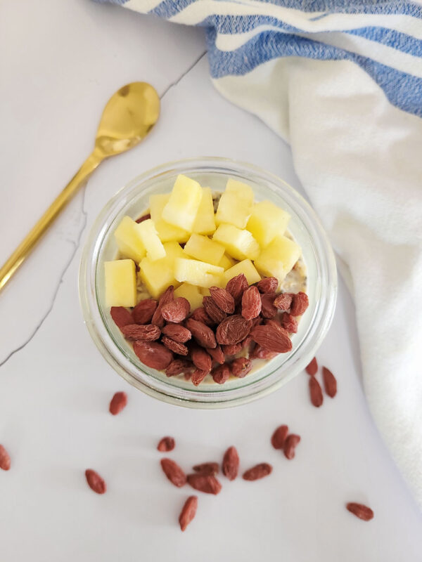 goji berry overnight oats recipe
