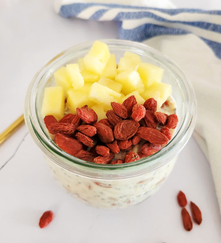 Tips For Making Goji Berry & Pineapple Oats